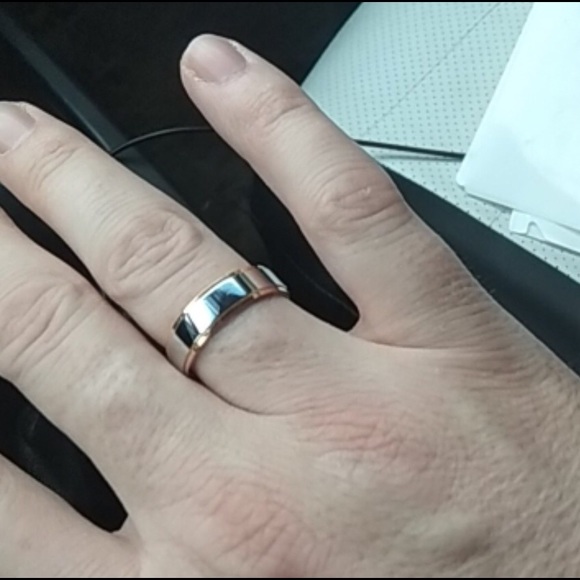 Bride and Groom Wedding Band. - Picture 7 of 8